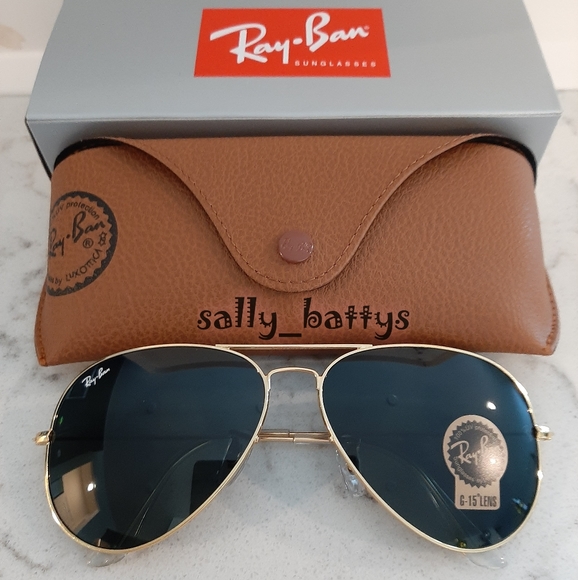 Ray-Ban (Store Display) Aviator Black Lens RB3025 - Picture 3 of 13